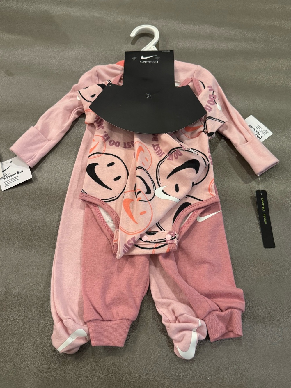 Nike Pink Convertible Baby 5 Piece set. Size 3 months - Picture 4 of 6
